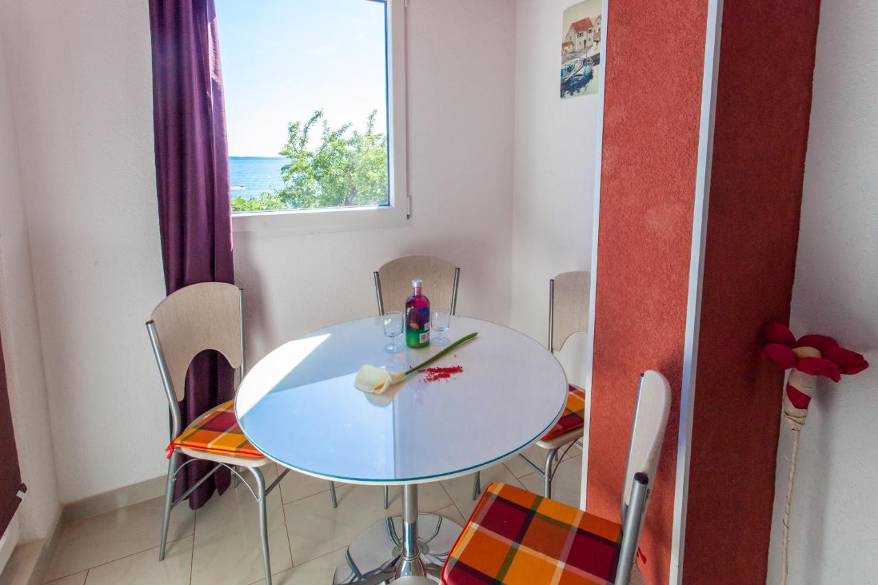 Apartman J & K Podstrana Kültér fotó