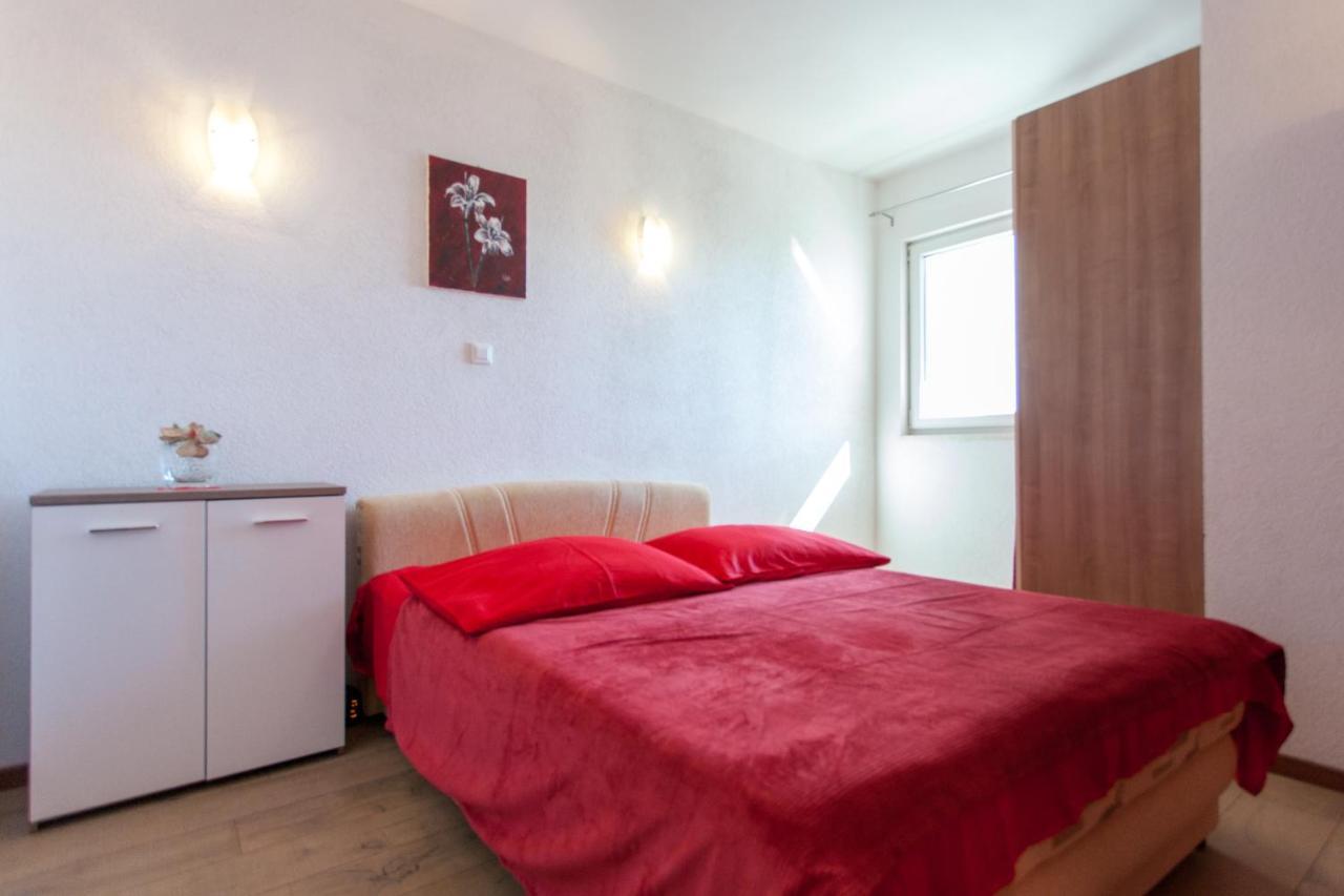 Apartman J & K Podstrana Kültér fotó